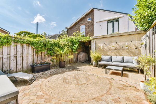 Courtyard Wall Repair in Rockville